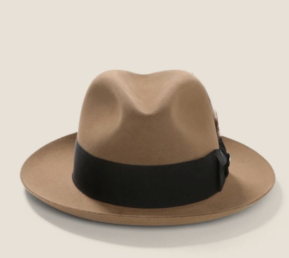 Ko klobuk ni le dodatek: moja zgodba s Stetson hat
